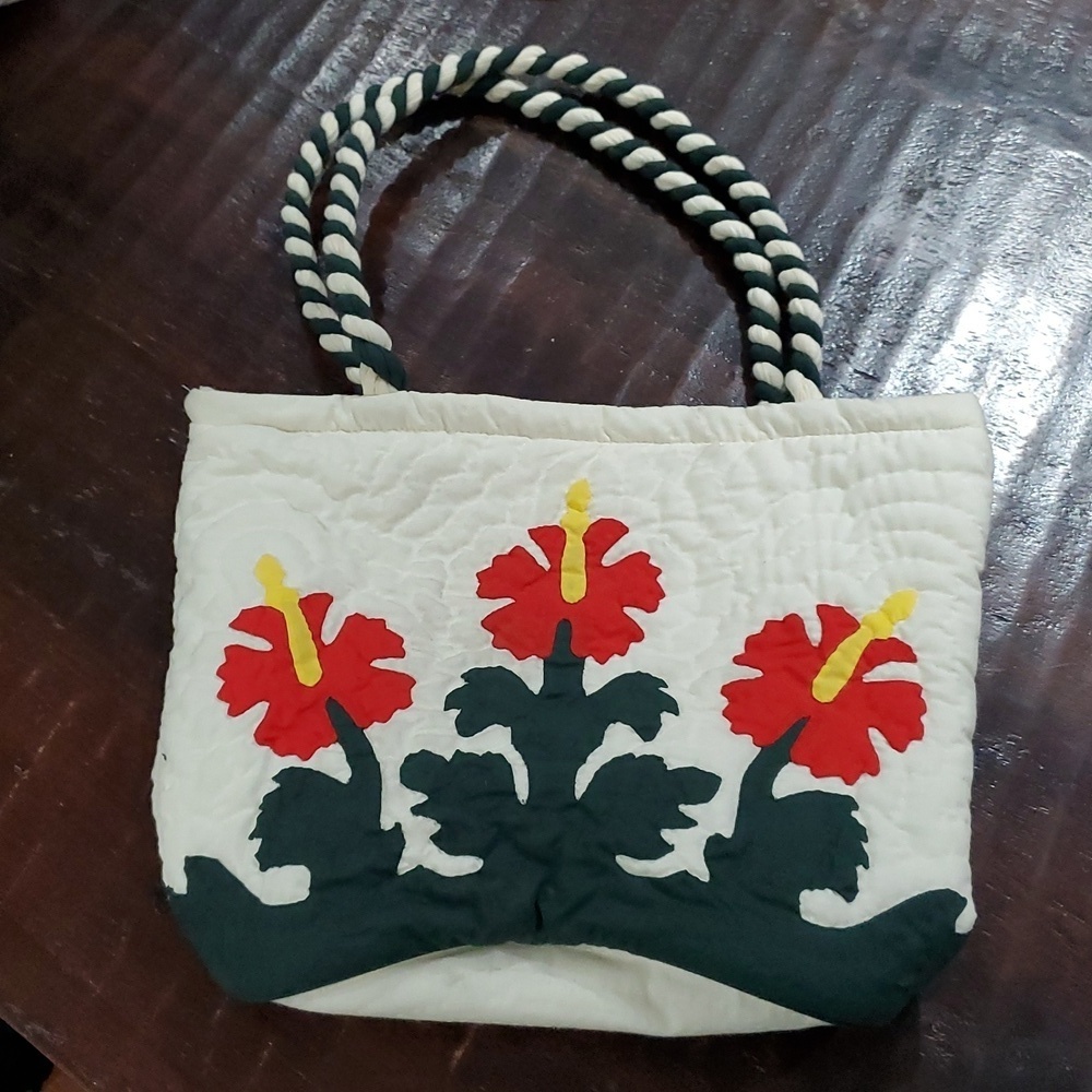 QUILTED HIBISCUS HAWAIIAN FLOWERS SHOULDER BAG TOTE ISLANDER HANDMADE TROPICAL